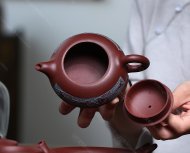 爆竹聲中一歲除，春風(fēng)送暖入屠蘇 【